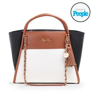 Itzy ritzy diaper bag. NWOT